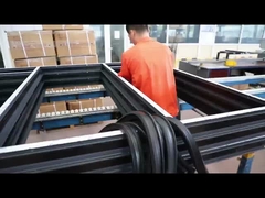 মসৃণ অ্যালুমিনিয়াম স্লাইডিং দরজা 2 মিমি অনুভূমিক খোলার ফ্রেম গ্লাস স্লাইডিং দরজা