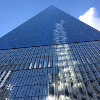 ডাবল গ্লাসযুক্ত গ্লাসযুক্ত ইউনাইটেড কার্টেন ওয়াল পাউডার লেপ এবং 2.5kpa বায়ু চাপ সহ